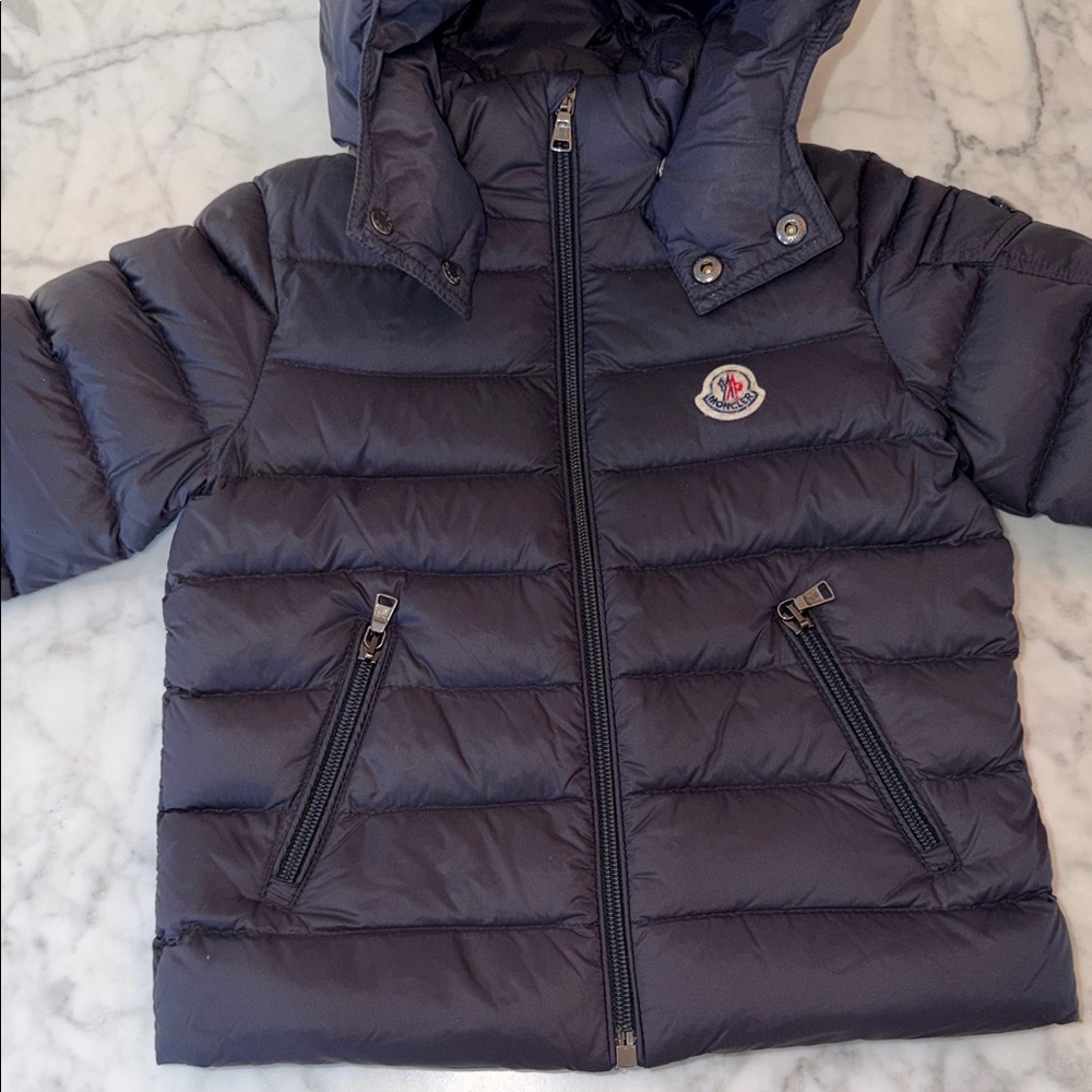 Moncler Dark Blue Hooded Puffer Jacket 2Y - Picture 3 of 12